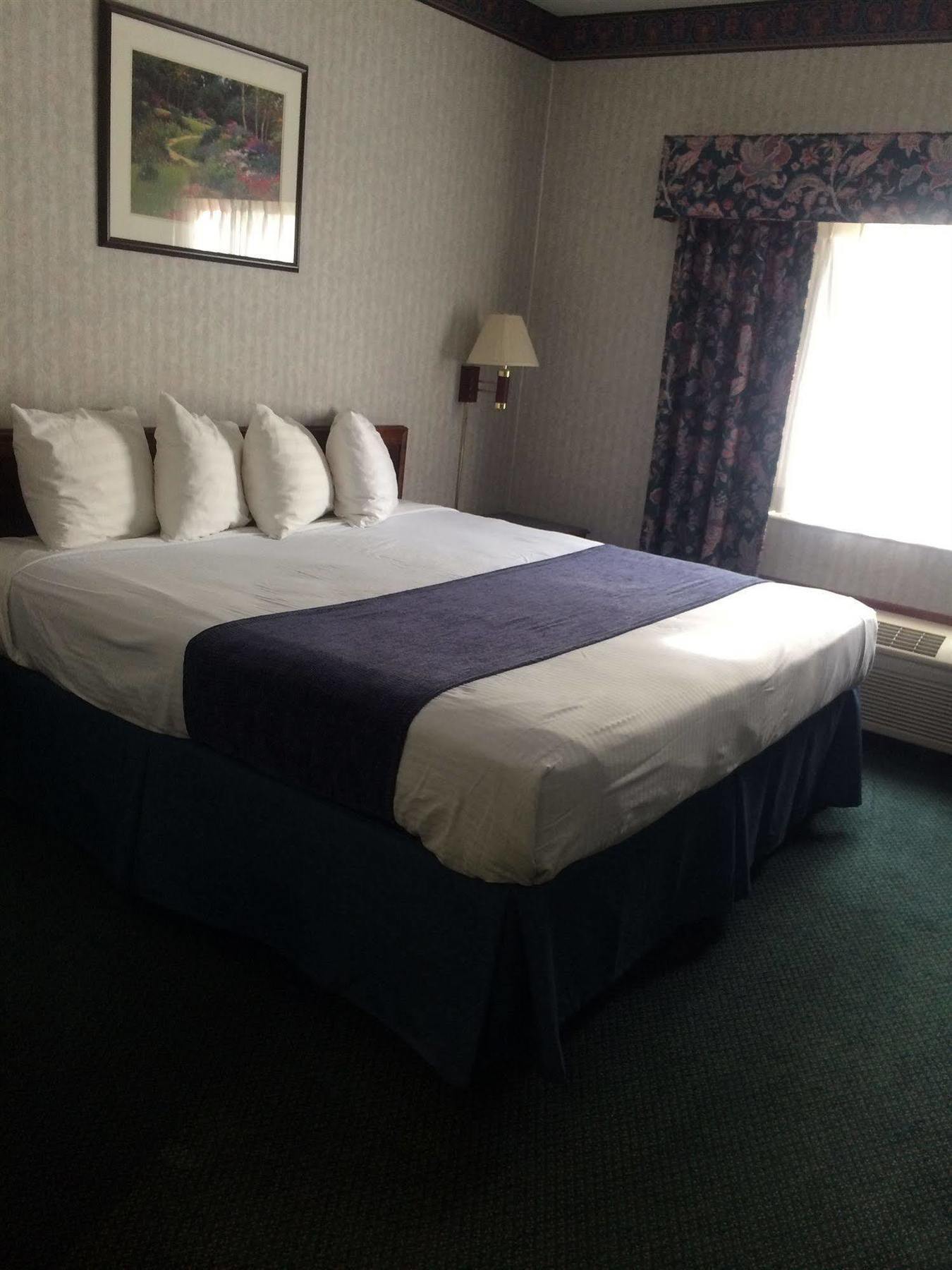 Western Inn&suites Elkhart