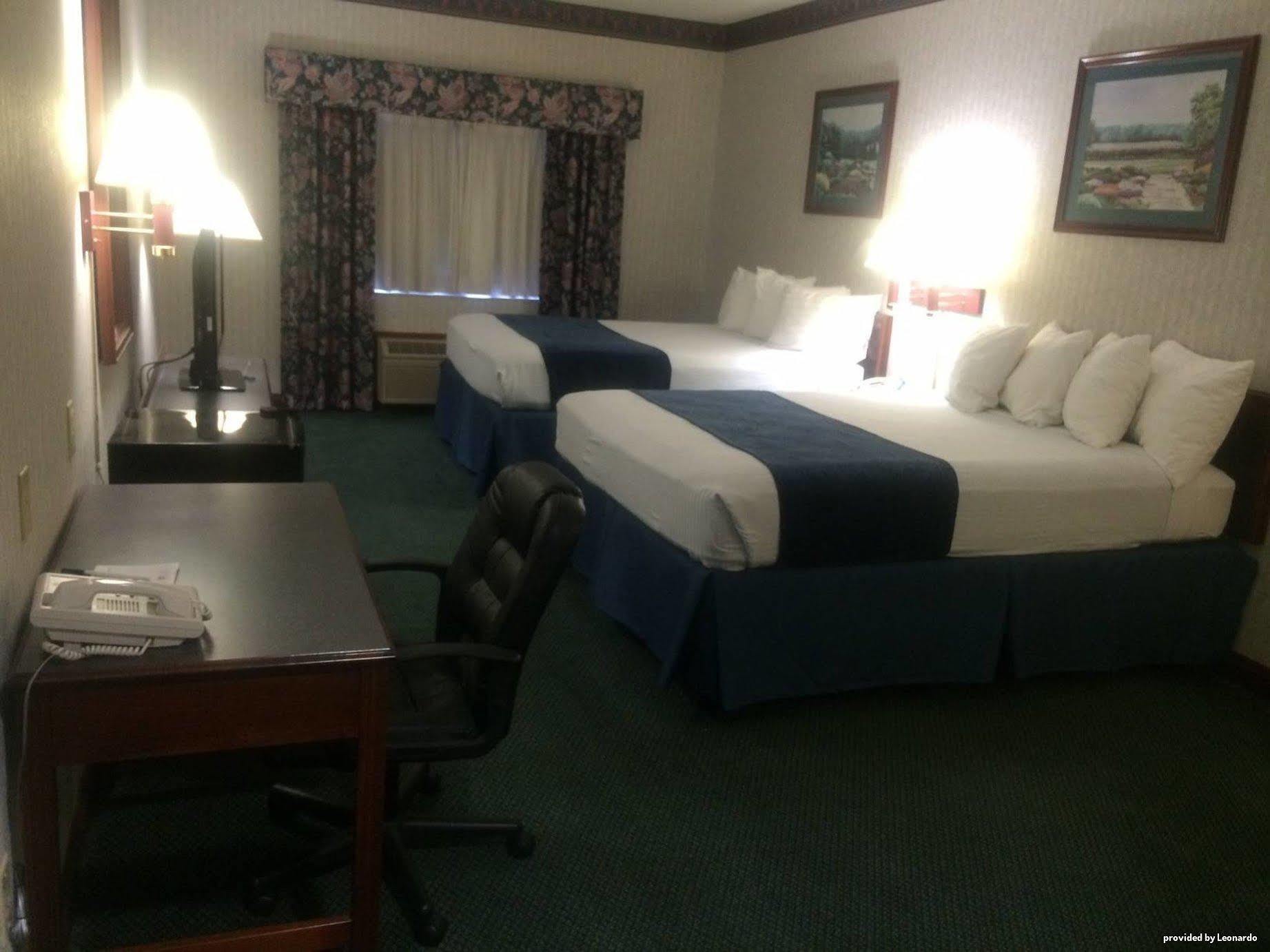 Western Inn&suites 3* Elkhart